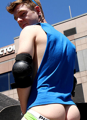 Red headed Aussie - Cody James naked on the roof