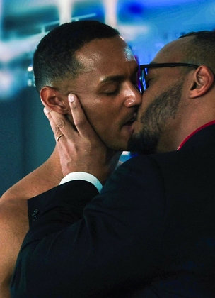 Missed My Flight, Scene #01