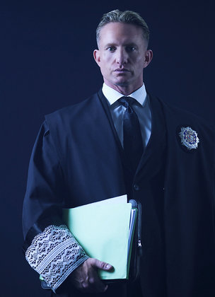 Capo Dei Capi: Pinched