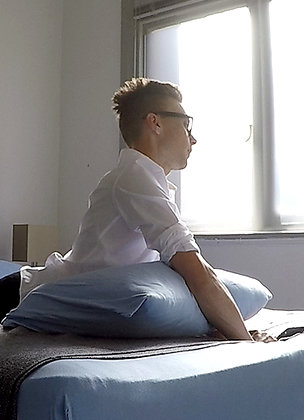 Aussie boy Glenn Hill returns for a new shoot