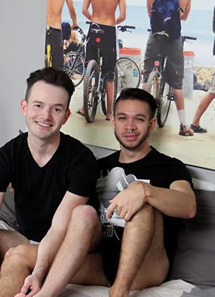 Joe Roscoe and Luke Kennedy hardcore anal fucking