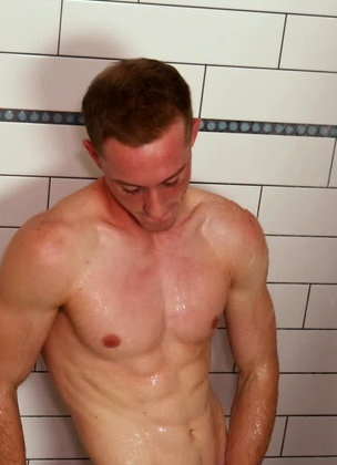 New Star Liam Quinn Answers Some Questions!