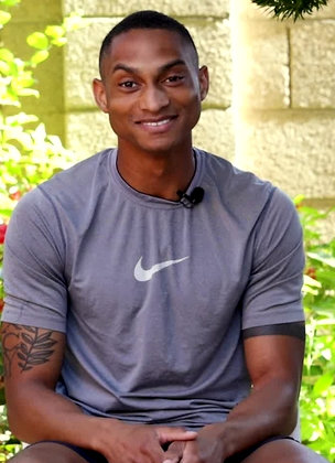 Eli Bennett Is Living Out His Fantasy On The GayHoopla Set!