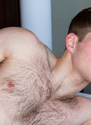New Hairy Swimmer Aaron Dickson