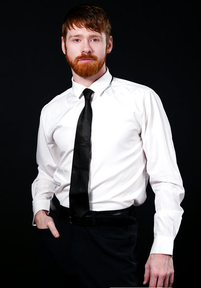 Cock-Worshipping Elders Please the Ginger President in Raw Threesome