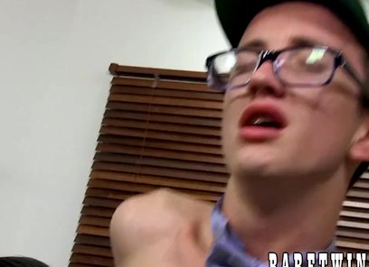 Nerdy Twinks Scott Alexander and Skyler Evans get Naughty